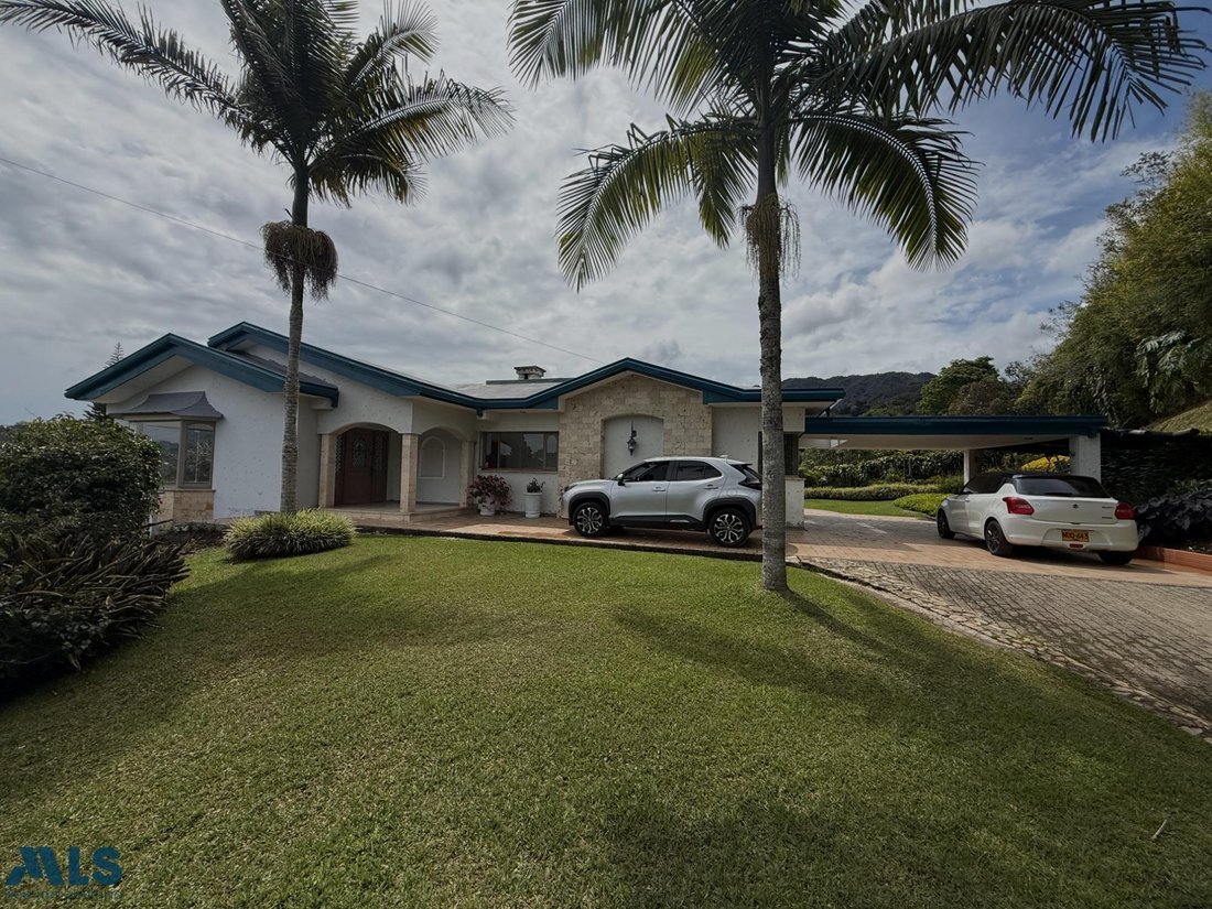 House in La Fe, Antioquia, Colombia 1 - 16745913