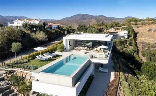 Villa in Benahavis, Andalusia, Spain 1
