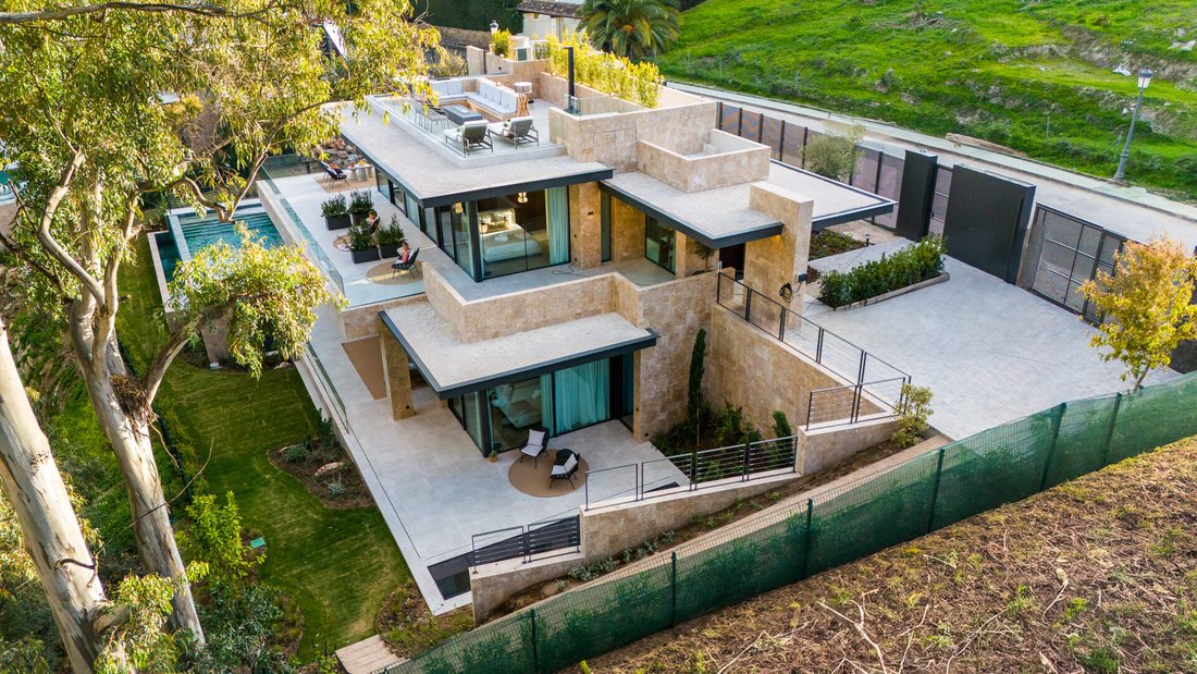 Villa in Nueva Andalucia, Marbella, Spain 3 - 16745812