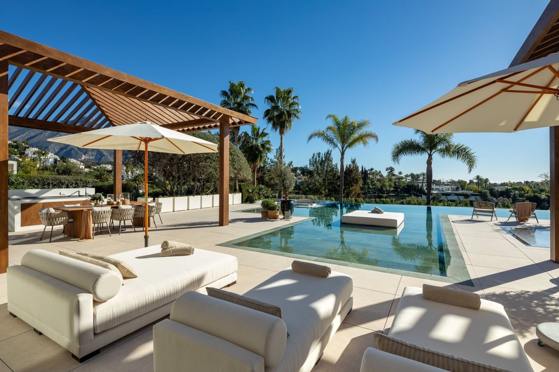 Villa in Nueva Andalucia, Marbella, Spain 5 - 16746104