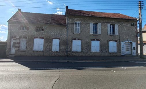 Castle for Sale in Oigny-en-Valois, Hauts-de-France, France