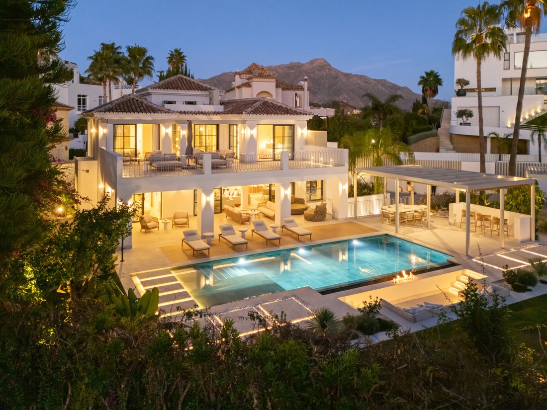 Villa in La Quinta, Benahavis, Andalusia 2 - 16746068