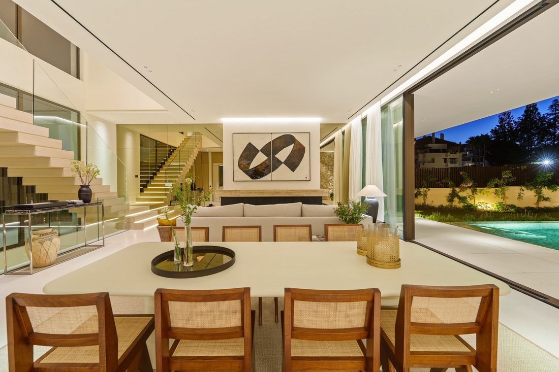 Villa in Marbella, Andalusia, Spain 5 - 16746002