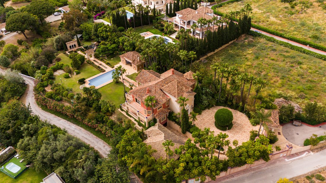 Villa in Marbella, Andalusia, Spain 2 - 16745836