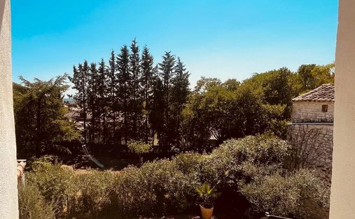 13th Historic Castle With Majestic Park And Pool