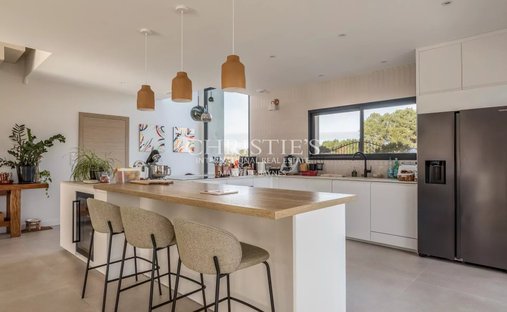 Léognan Xviiith Century Castle Annex Park Swimming Pool Tennis