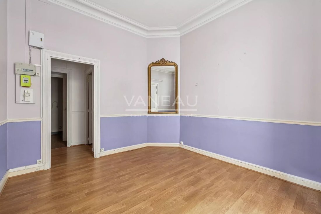 Apartment in Cambronne-Garibaldi, Paris 15e Arrondissement, Paris 5 - 16745635