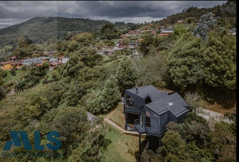 House in Santa Elena, Antioquia, Colombia 4 - 16745901