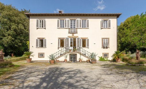 Villa en Santa María del Giudice - San Lorenzo a Vaccoli, Lucca, Toscana 1