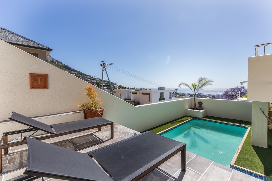 House in Fresnaye, Bakoven, Cape Town 5 - 16746522