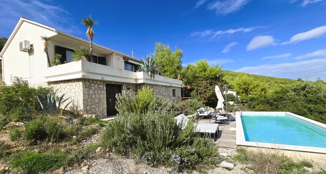 Villa in Podstrazje, Split-Dalmatia County, Croatia 2 - 16751277