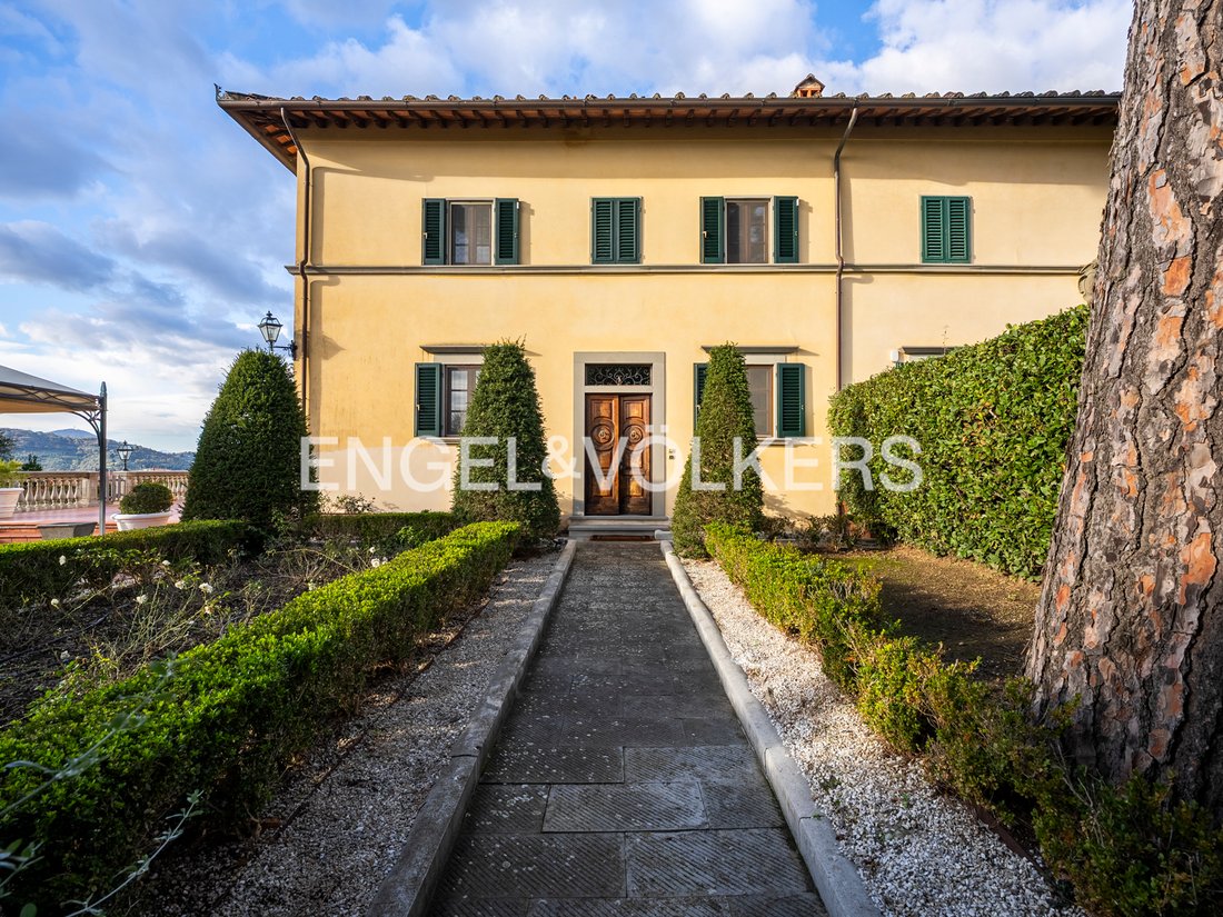 Villa in Center - La Rocca, Comeana, Tuscany 2 - 16752588
