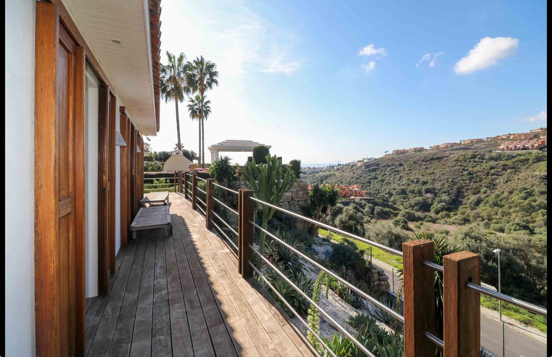Villa in Estepona, Andalusia, Spain 3 - 16748534