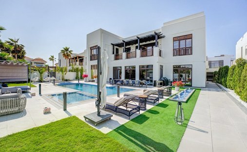Villa in Dubai, Dubai, United Arab Emirates 1