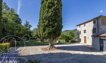 Landhaus in Todi, Umbrien, Italien 2