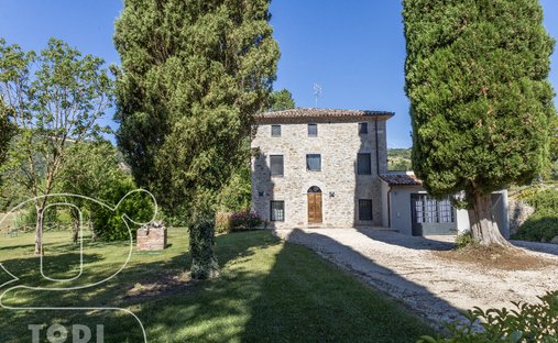 Casa de Campo en Todi, Umbría, Italia 1