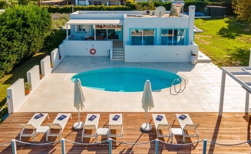 Villa in Korfu, Peloponnese, Western Greece and the Ionian, Griechenland 1