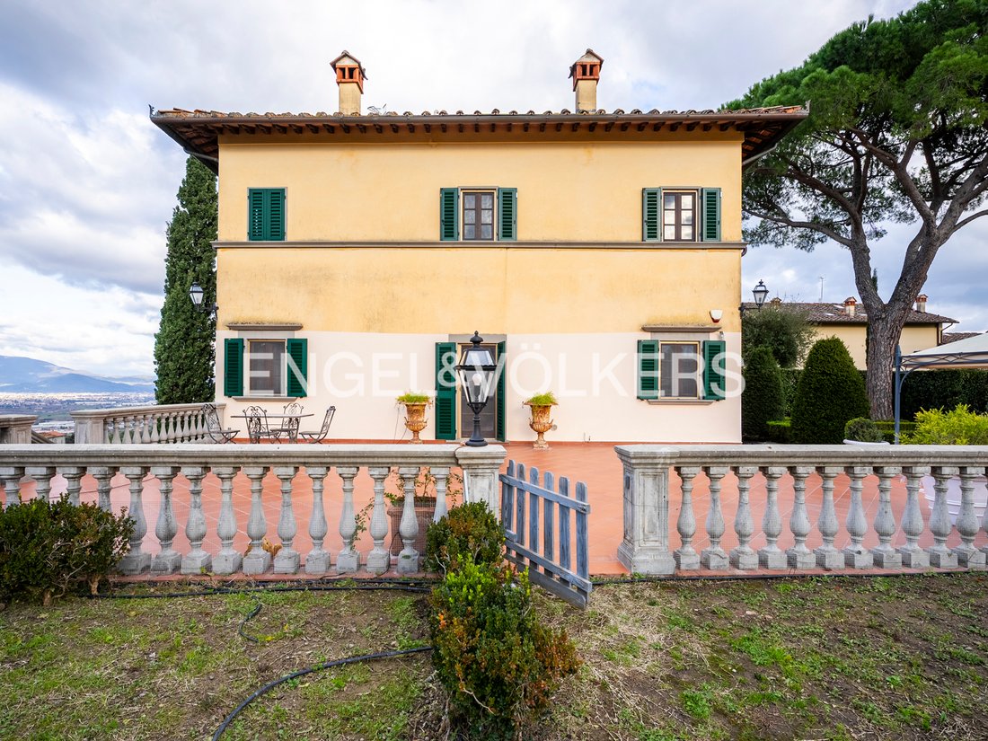 Villa in Center - La Rocca, Comeana, Tuscany 1 - 16752588