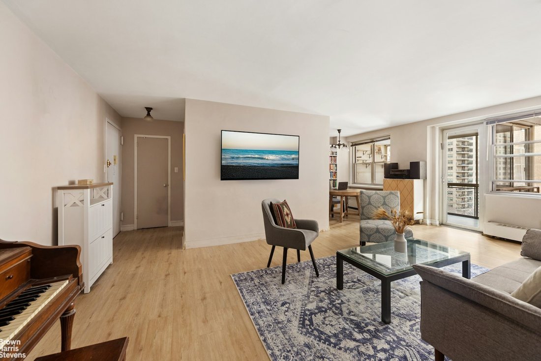 Co Op in New York, New York, United States 1 - 16747559