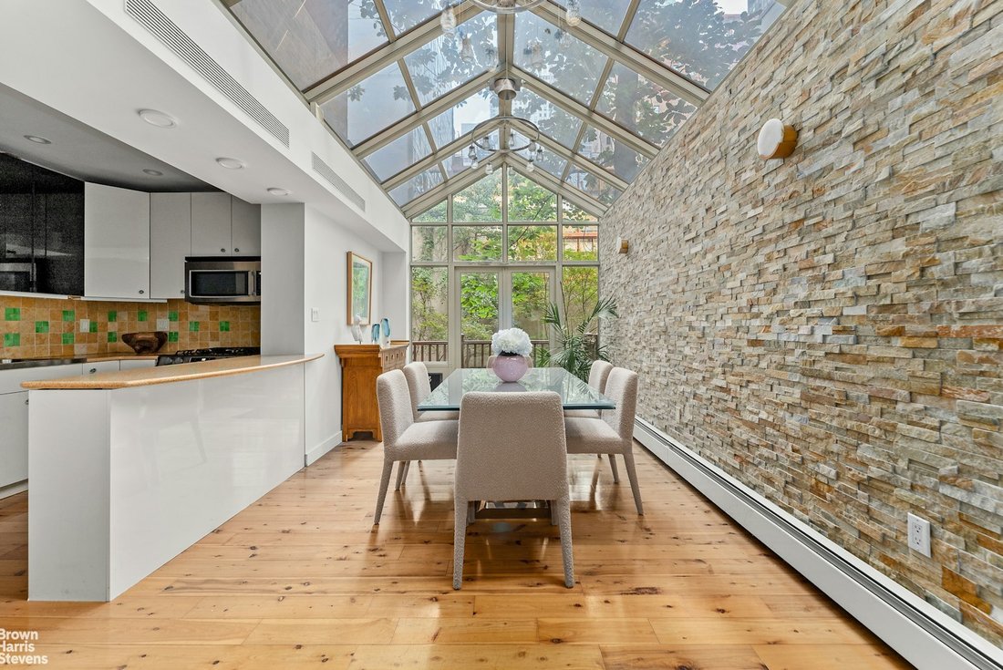 Townhouse in New York, New York, United States 4 - 16746751