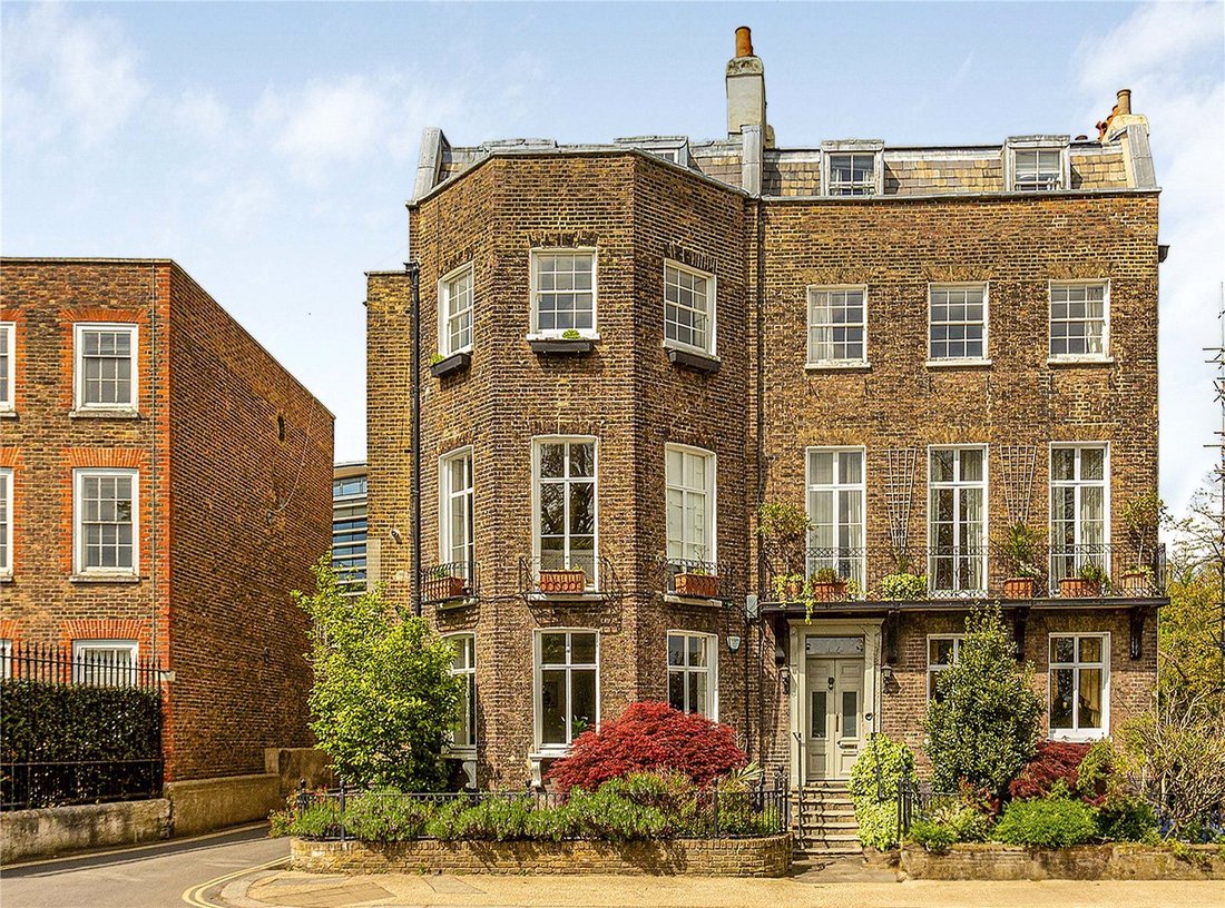 House in Kew, Richmond Upon Thames, England 1 - 16748739
