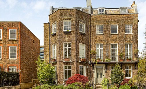 House in Kew, Richmond Upon Thames, England 1