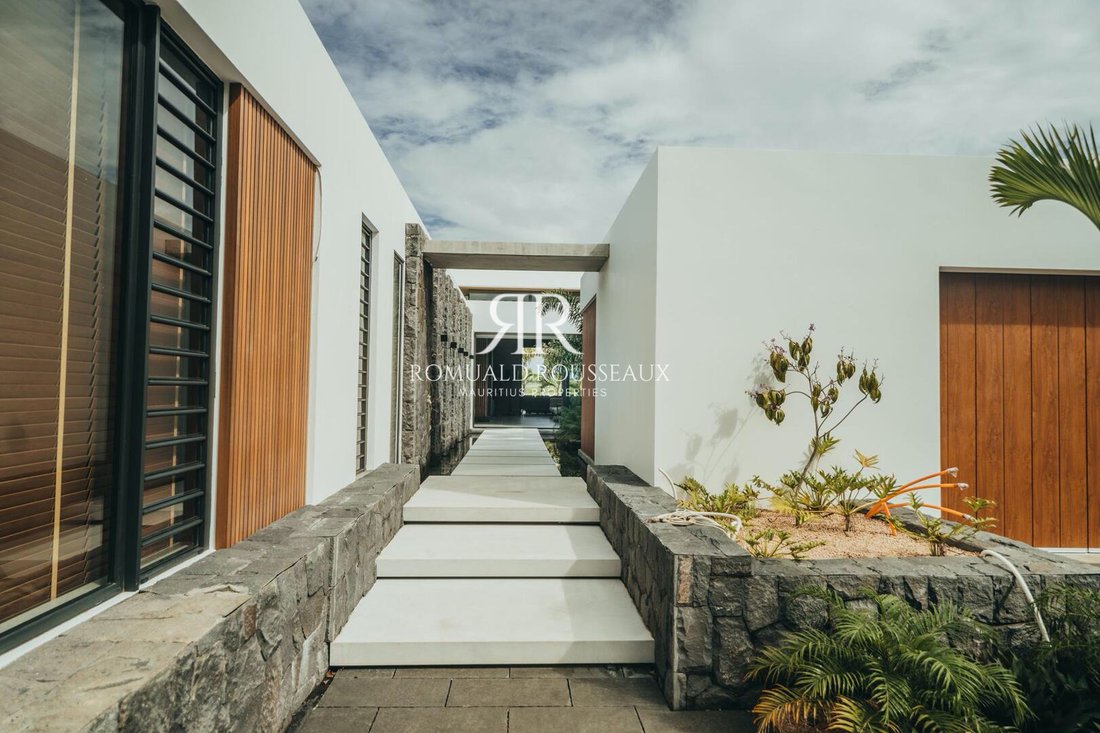 Villa in Rivière du Rempart, Rivière du Rempart District, Mauritius 3 - 16747660