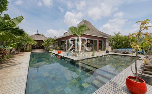 Villa in Grand Baie, Rivière du Rempart District, Mauritius 1