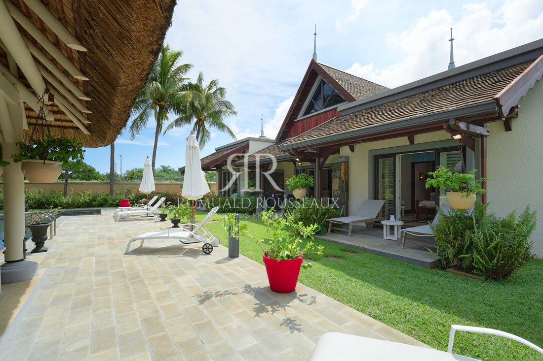 Villa in Albion, Rivière Noire District, Mauritius 2 - 15085238
