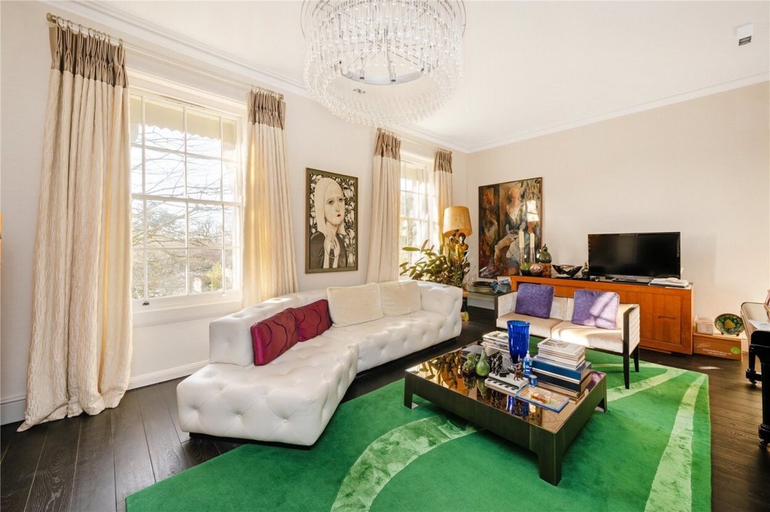 House in Holly Village, Haringey, England 2 - 16748709