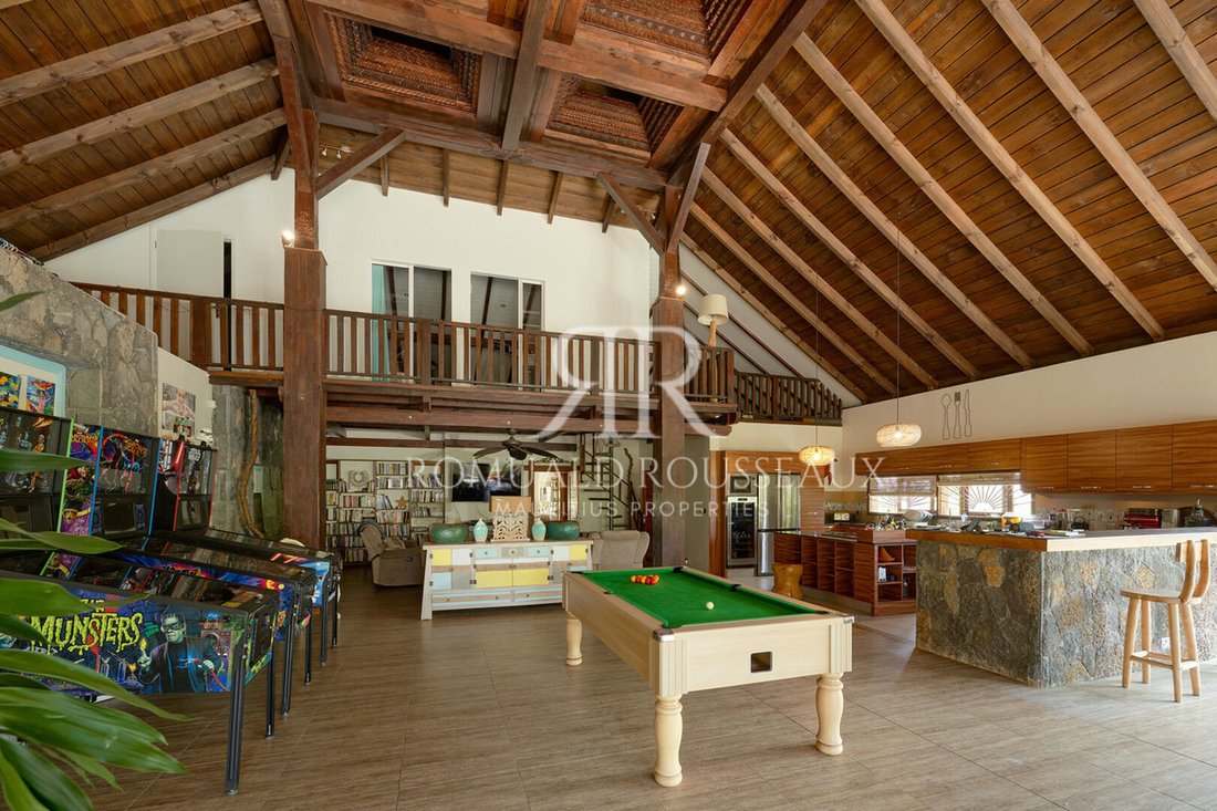 Villa in Grand Baie, Rivière du Rempart District, Mauritius 2 - 15085730