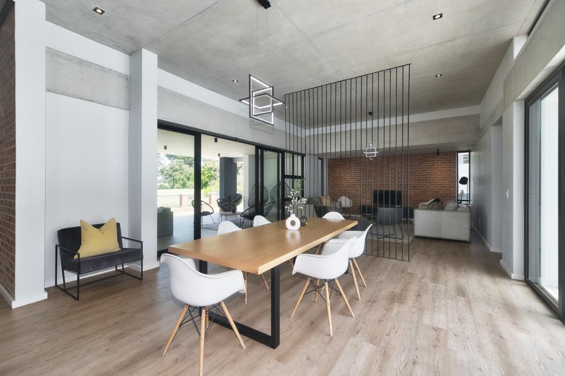 House in Overstrand Local Municipality, Western Cape, South Africa 4 - 16746225