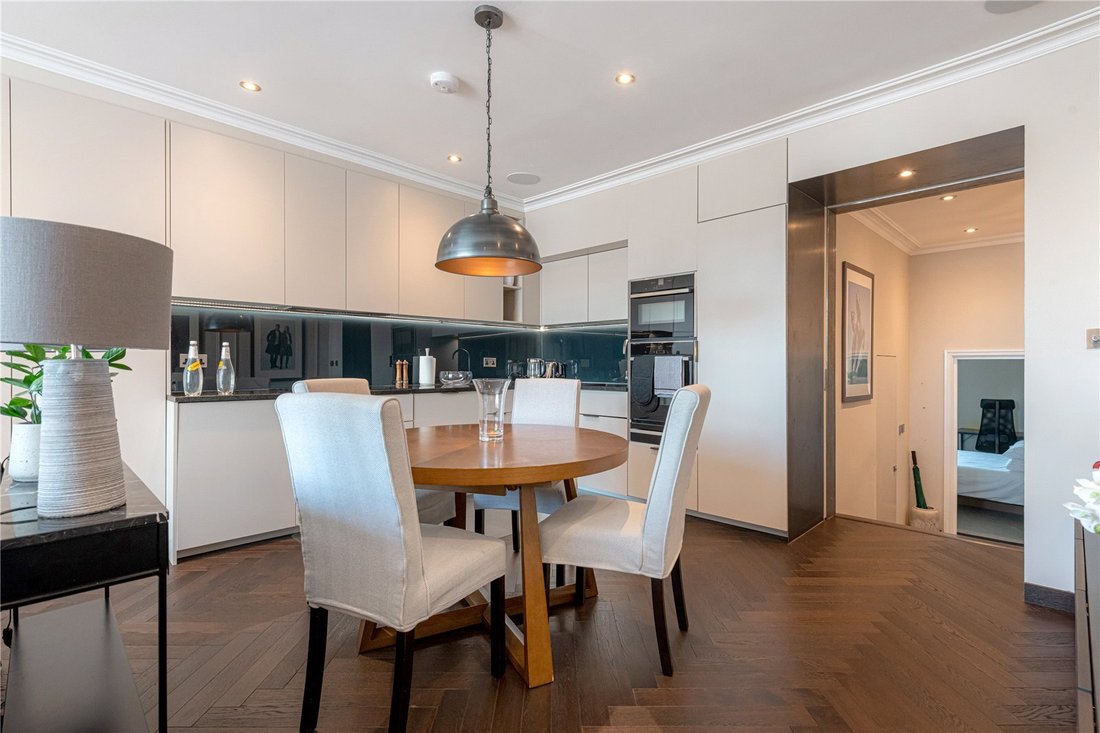Apartment in Hyde Park, Westminster, England 3 - 16748680