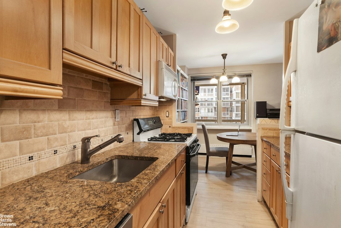 Co Op in New York, New York, United States 3 - 16747559