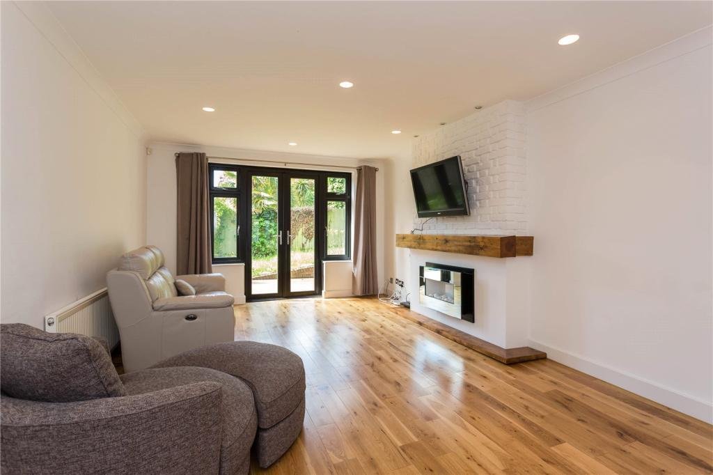 House in Elstree (Elstree and Borehamwood), Elstree, England 3 - 16748749