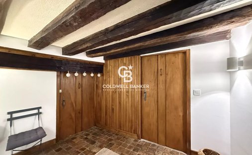 Castle for Sale in Laval, Pays de la Loire, France