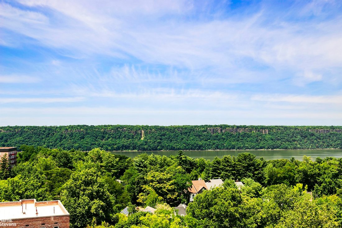 Co Op in New York, New York, United States 5 - 16747141