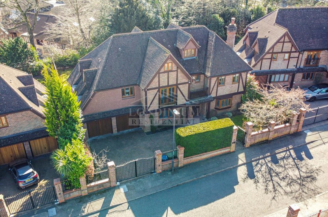 House in Great Stanmore, Harrow, England 1 - 16748728