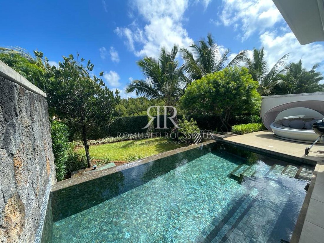 Villa in Haute Rive, Mauritius 1 - 16747456
