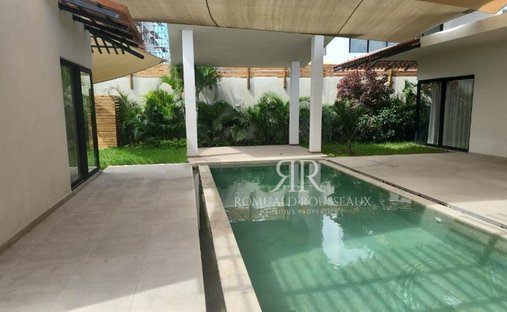 Villa in Péreybère, Mauritius 1