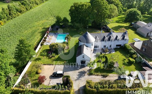House in Bouvron, Pays de la Loire, France 1