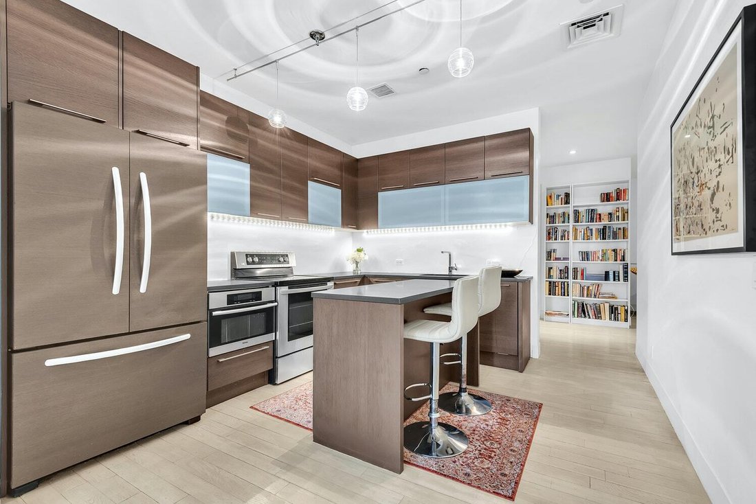 Condo in New York, New York, United States 2 - 16747793