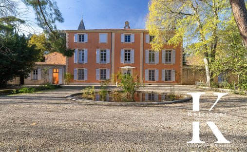 Castle for Sale in Pézenas, Occitanie, France