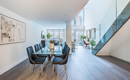 Apartment in Toronto, Ontario, Canada 1