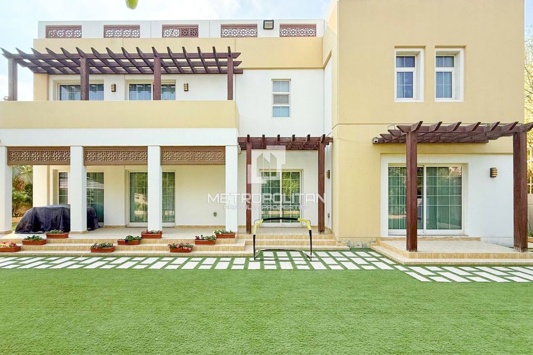 Villa in Al Hebiah Sixth, Al Hebiah, Dubai 2 - 16747719