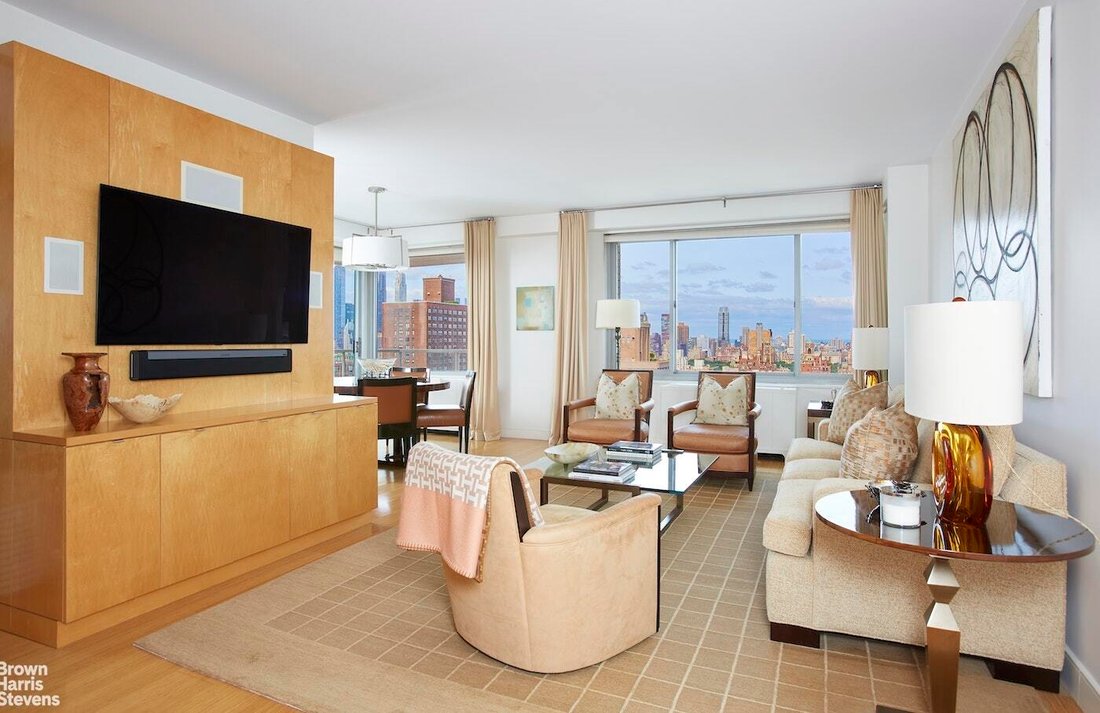 Co Op in New York, New York, United States 1 - 16748150