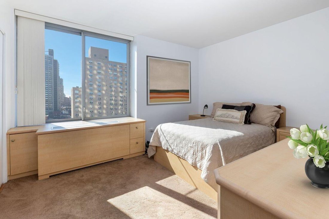 Condo in New York, New York, United States 4 - 16748330