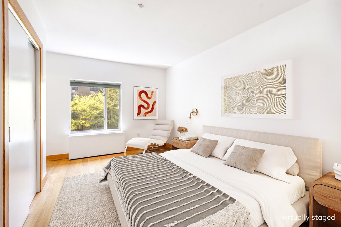 Co Op in New York, New York, United States 5 - 16748480