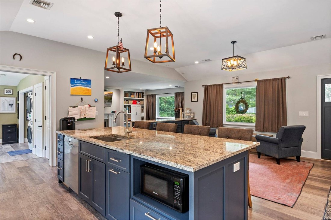 House in East Quogue, New York, United States 5 - 16746951