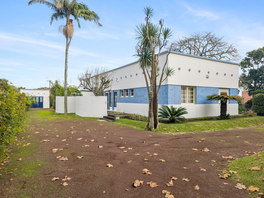 House in Ponta Delgada (Sao Sebastiao), Azores, Portugal 3 - 15890052